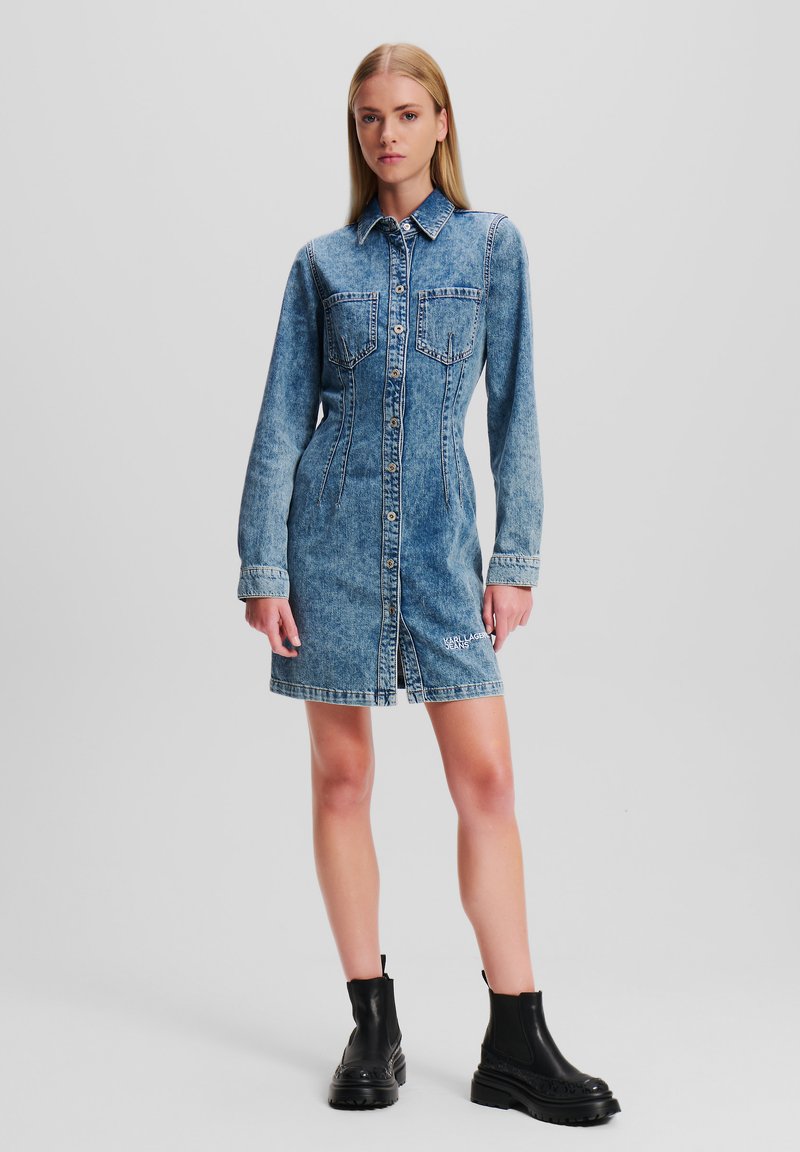 Robe en jean bleue grande taille femme – Loïcia