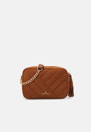 Cross body bag - cognac