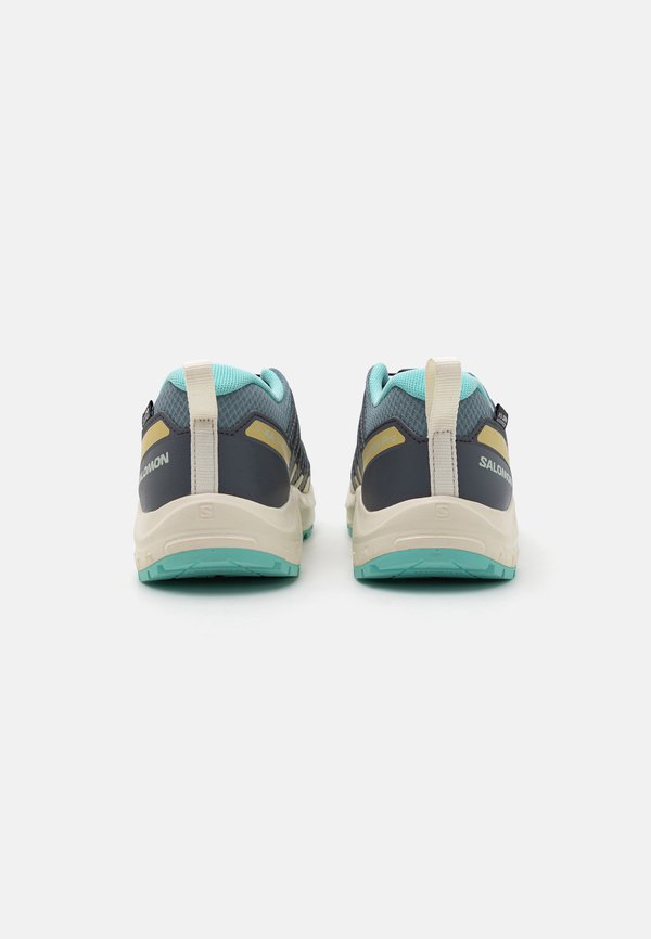 XA PRO V8 UNISEX – Hikingschuh