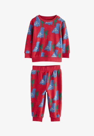 Fleece-Schlafanzugset in Rot mit blauen Tier- und grünen Pflanzenmustern. Das Langarmoberteil und die Hose mit elastischem Bund verfügen über gerippte Bundabschlüsse und einen gerippten Halsausschnitt.