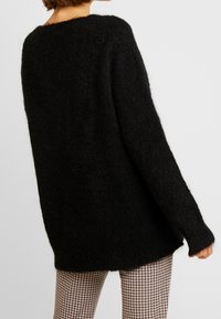 EDITED Pullover - black