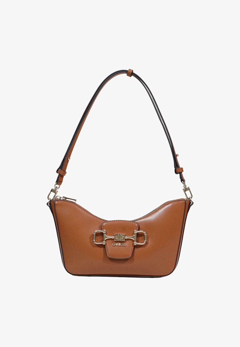 Sac à bandoulière en cuir marron avec détail de boucle dorée et logo "GUESS", doté d'une sangle fine et réglable.