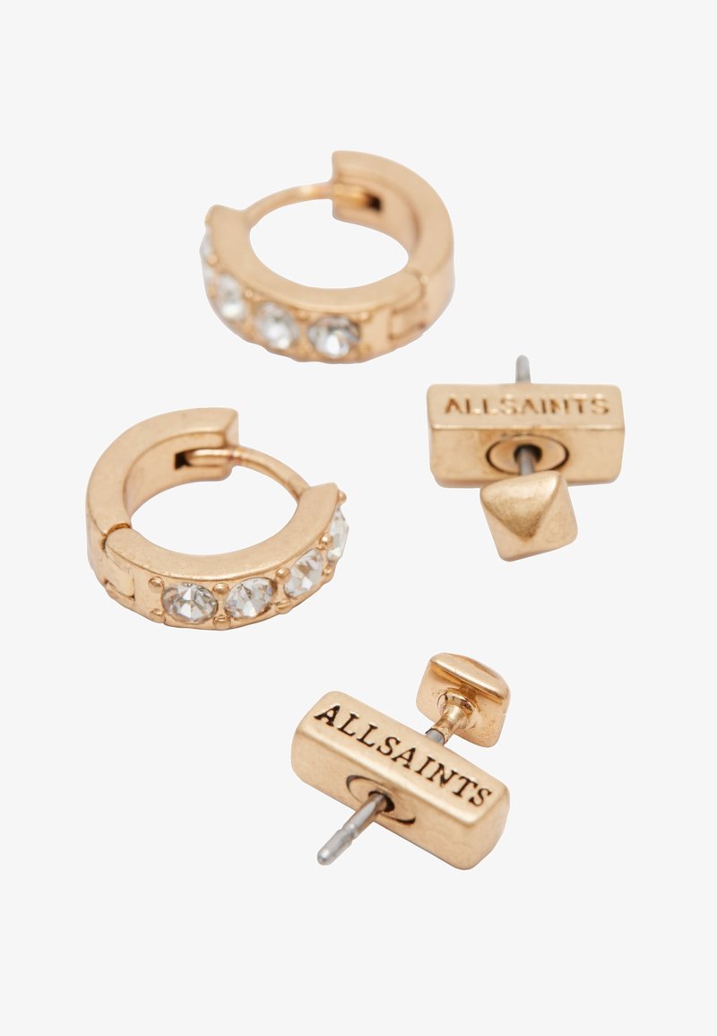 Boucles d'oreilles en métal doré en forme de créoles avec cinq cristaux incrustés ; comprend des boucles d'oreilles en métal doré avec un design en bloc et un accent pyramidal.