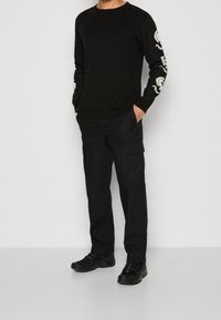 Makia Strickpullover - black