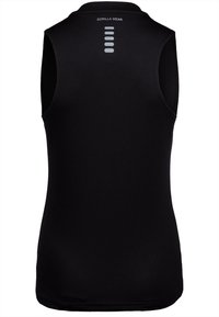 Zwarte mouwloze sporttanktop, gemaakt van glad materiaal. Kenmerkt zich door een ronde hals en een reflecterend merkimpressie op de achterkant. Eenvoudig ontwerp.