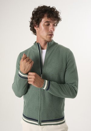 Strickjacke - green