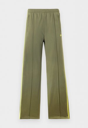 adidas Originals, FIREBIRD LOOSE - Pantalon de survêtement - olive strata/preloved lime