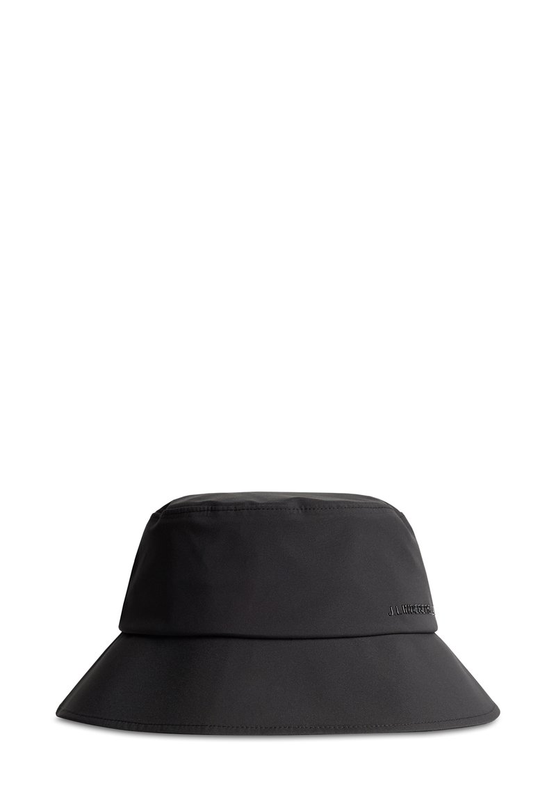 Svart bucket-hatt i ett slätt, vattenavvisande material. Har en bred bräm och en präglad logotyp framtill. Enkelt, funktionellt design.