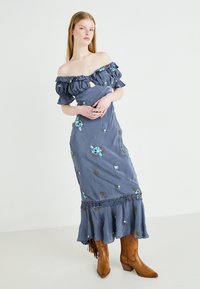 Free People BALI SANTA CRUZ DRESS - Maxi-jurk - vintage indigo
