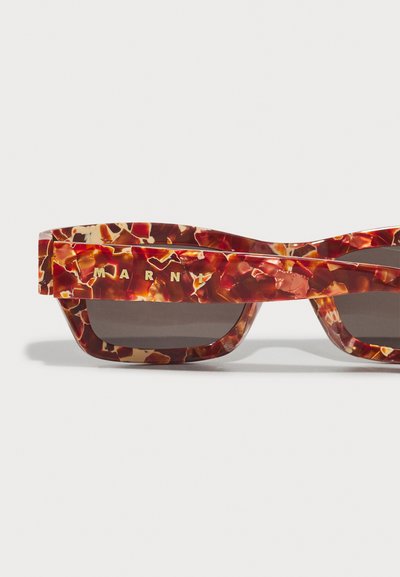 Marni HAICLI LAVA UNISEX - Lunettes de soleil - havana