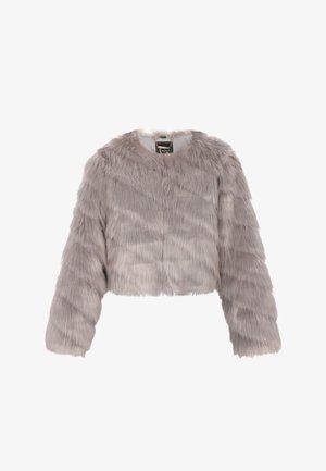 Jachetă scurtă din blană sintetică gri, cu mâneci lungi, decolteu rotund și căptușeală netedă. Prezintă un model subtil în dungi în blană.