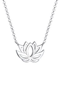 Sølv lotus blomst vedhæng halskæde med et indviklet udsnitdesign, fastgjort til en delikat kæde med runde led.