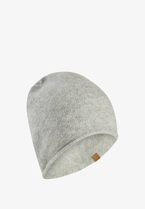 Béret tricoté gris clair en matériau doux. Caractéristiques : bord roulé et petite étiquette en cuir brun sur l'ourlet. Texture lisse.