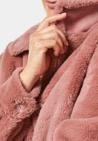 GOLDNER Übergangsjacke - rosewood