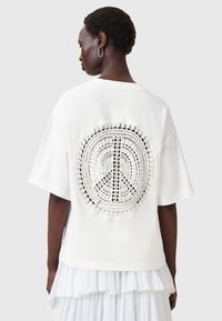 AllSaints - CROCHET  - Print T-shirt - ecru white Thumbnail Image 1