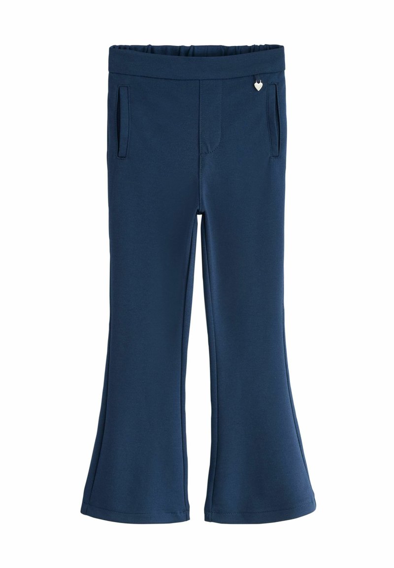 Marineblauwe flared broek van zachte stof, met een elastische tailleband, twee zijzakken en een kleine zilveren hartaccent.