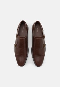 Pier One Business-Slipper - brown
