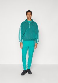 adidas Originals LIVERPOOL FC ICON  - Club wear - sea green