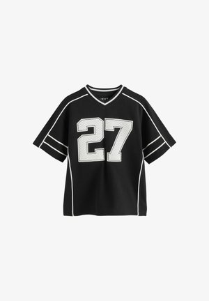 Czarny sportowy trykot z krótkim rękawem, białe obszycia i duża biała liczba 27 na przodzie.