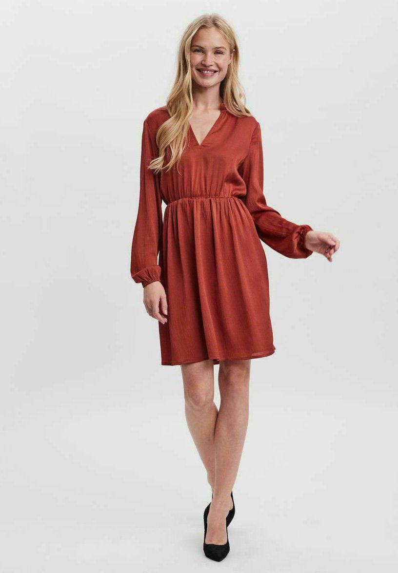 Vero Moda Jurk - marsala/cognac - Zalando.nl