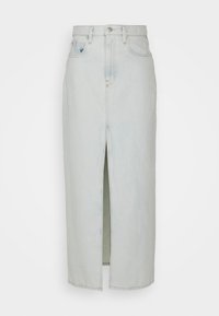 Lyseblå denimnederdel med frontslids, høj talje og normal pasform. Har en klassisk knaplukning og bælteløkker.