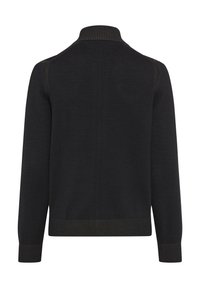 Zwarte gebreide trui met geribde kraag en manchetten, met een soepele textuur en een aansluitend ontwerp, zonder zichtbare patronen of versieringen.