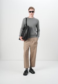 Calvin Klein SUPIMA CREW - Strickpullover - medium grey