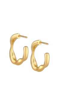 Orecchini a cerchio in metallo color oro con design intrecciato, caratterizzati da una superficie liscia e accentuazioni rotonde prominenti. Incisi con "925" per indicare il contenuto d'argento.