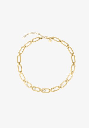 Collier chaîne en or avec de grands maillons rectangulaires, cinq perles blanches espacées uniformément, et un fermoir réglable avec une petite étiquette ronde.
