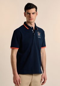 No seleccionado, azul marino