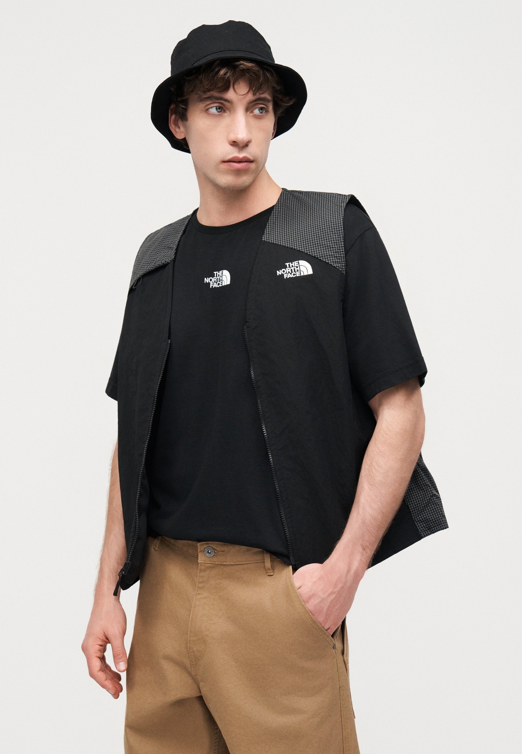 The North Face TECH UNISEX - Waistcoat - black - Zalando