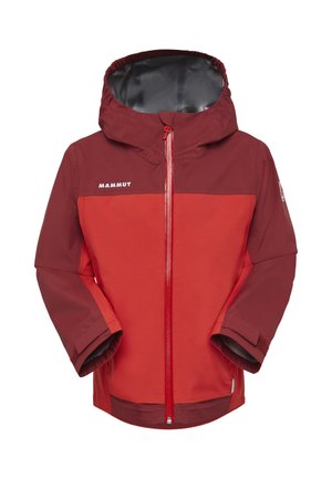 Giacca impermeabile con cappuccio di colore rosso e rosso scuro, con cerniera frontale completa e logo "Mammut" sul petto e sulla manica.