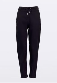 Schwarze Jogginghose mit Kordelzug an der Taille, Seitentaschen und einem schmal zulaufenden Bein. Hergestellt aus einem weichen, glatten Stoff mit matter Oberfläche.