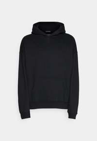 Sudadera negra hecha de una mezcla de algodón. Presenta un bolsillo frontal amplio, puños de canalé y una capucha con cordón. Textura suave.