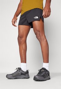 The North Face SUMMER LIGHTRANGE SHORT 4IN - Träningsshorts - tnf black
