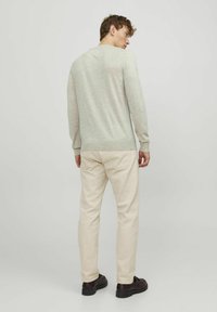 Jack & Jones JPRMARK CREW NECK - Pullover - pure cashmere