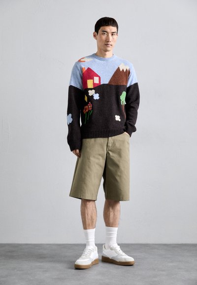 MOSCHINO TAPE - Shorts - green