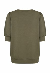 Suéter verde oliva con mangas cortas abullonadas y un cuello redondeado. Presenta un corte relajado y puños acanalados en el dobladillo y las mangas.