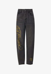 Seleccionado, washed black