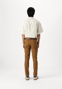 Thumbnail Image 4