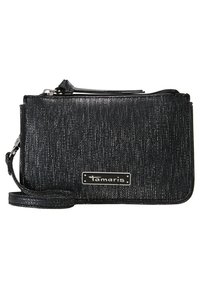 Svart texturerad plånbok med en slät yta, dragkedjestängning, avtagbart band och en silverlogotyp. Kompakt rektangulär design.