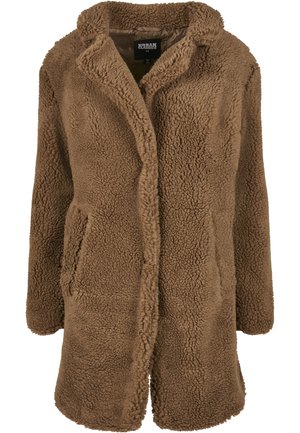 Cappotto invernale - midground