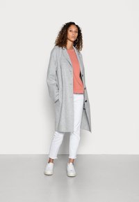 Marc O'Polo DENIM RAGLAN LONGSLEEVE SLITS AT SIDESEAM - Camisola - raw clay