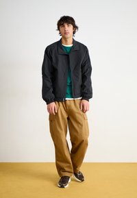 Thumbnail Image 3