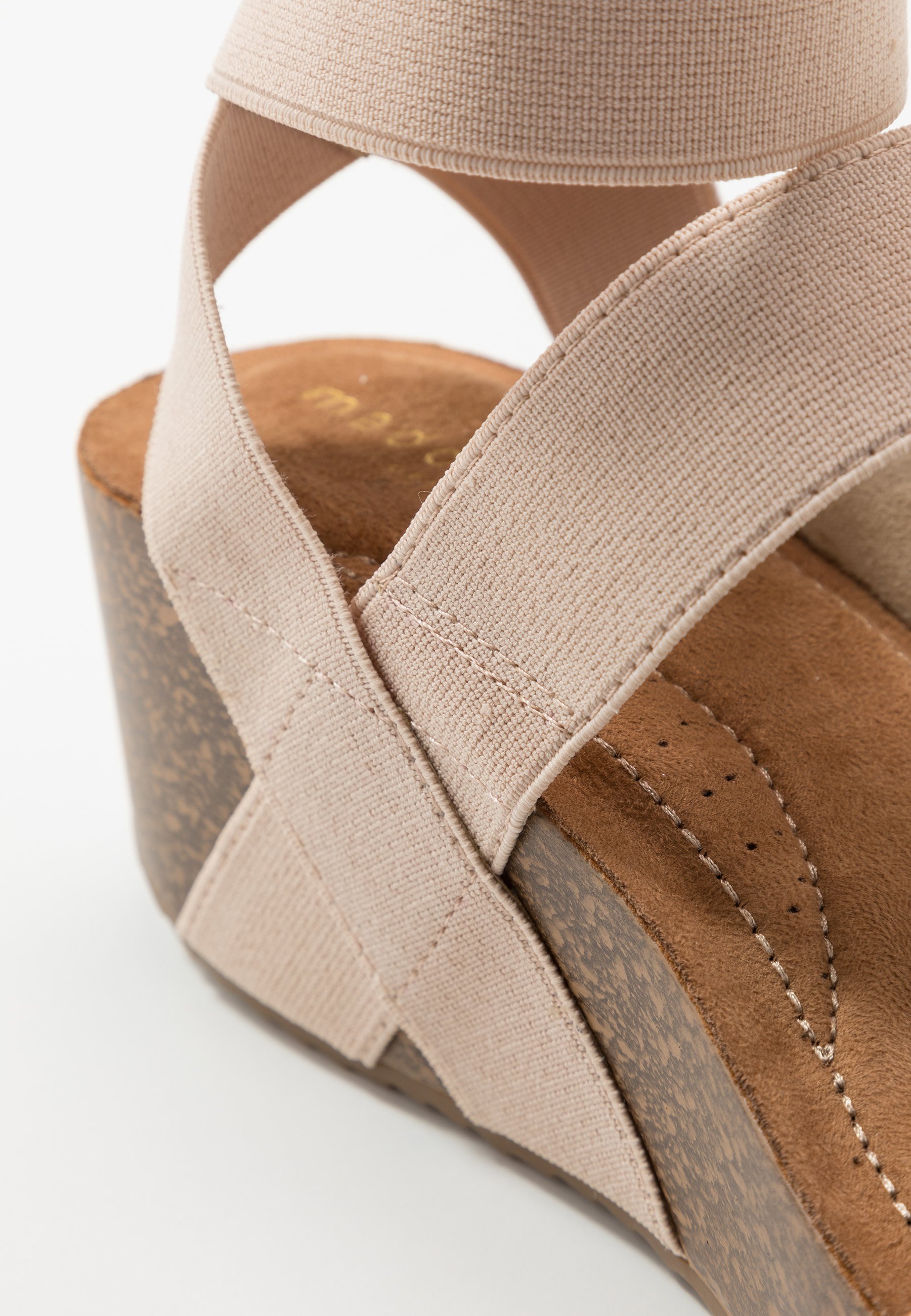 madden girl zoeyy cork wedge sandal