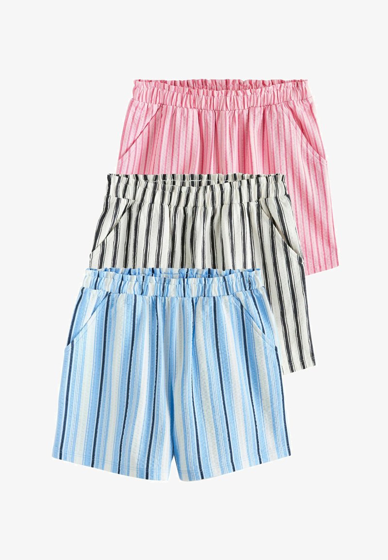 Trois shorts à taille élastique avec poches latérales, motif à rayures ; couleurs : rose, noir et blanc, et bleu avec blanc.