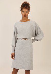 Apart Strickkleid - graumeliert