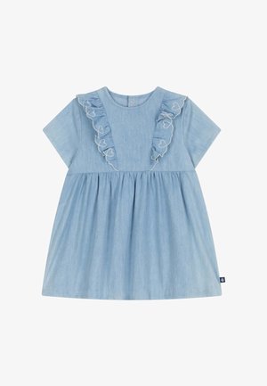 Lichtblauwe katoenen jurk met korte mouwen, gerimpelde halslijn en borduursel met hartpatroon. Uitlopende onderkant voor een losse pasvorm.