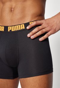 Puma EVERYDAY BASIC 2 PACK - Chiloți boxer - black/orange