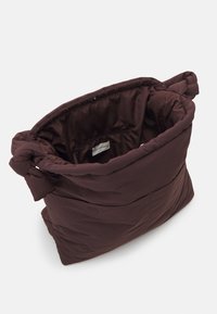 MSCH Copenhagen ICON CROSSBODY KEY - Velika torba - raisin